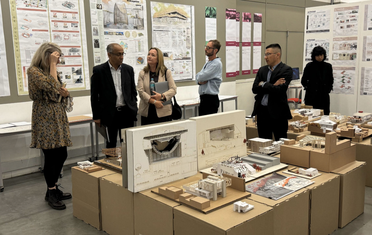 Utadeo Bogotá, Colombia grupo evaluador de RIBA en Utadeo